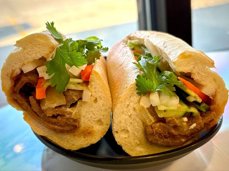 Nebraska Has A Vietnamese Food Scene Most People Drive Right Past Without Noticing