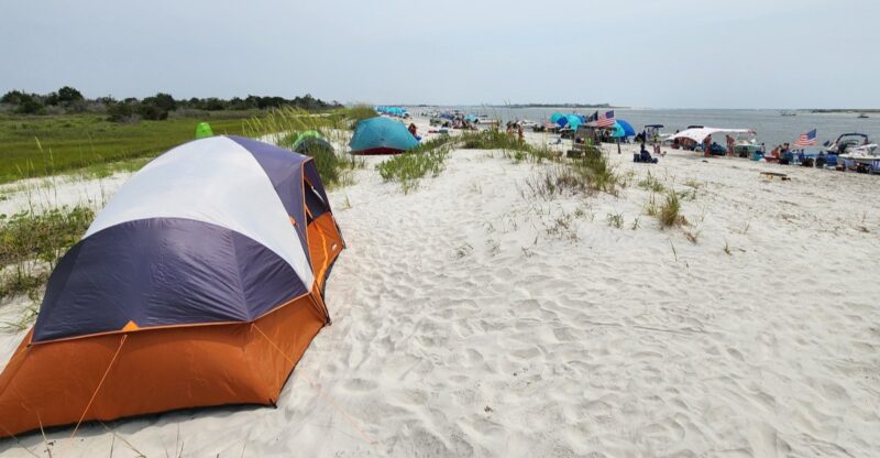 These 12 Free North Carolina Coastal Camping Spots Feel Like Places You Were Never Supposed To Find