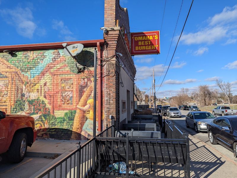 6 Nebraska Burger Spots Where The Patty Is Griddled To Order