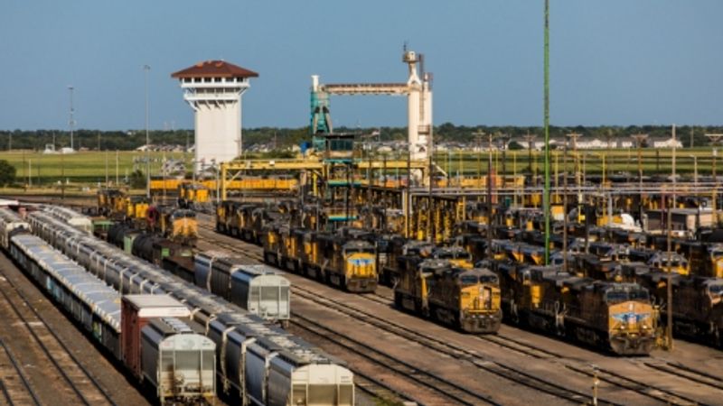 From An Eight-Story Tower In Nebraska, You Can Look Down On The World’s Largest Railyard