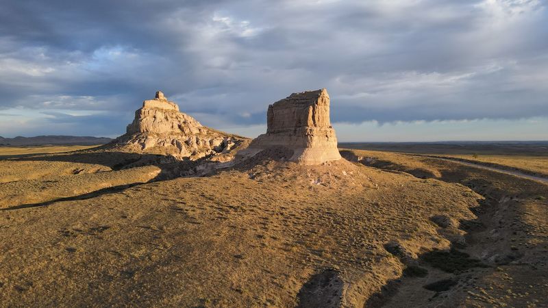 Nearly Two Million People Once Crossed Nebraska Past This Rock Formation Called Courthouse Rock