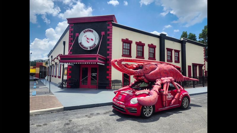All-You-Can-Eat Lobster and Crab Legs Keep Diners Lining Up at This Florida Seafood Buffet