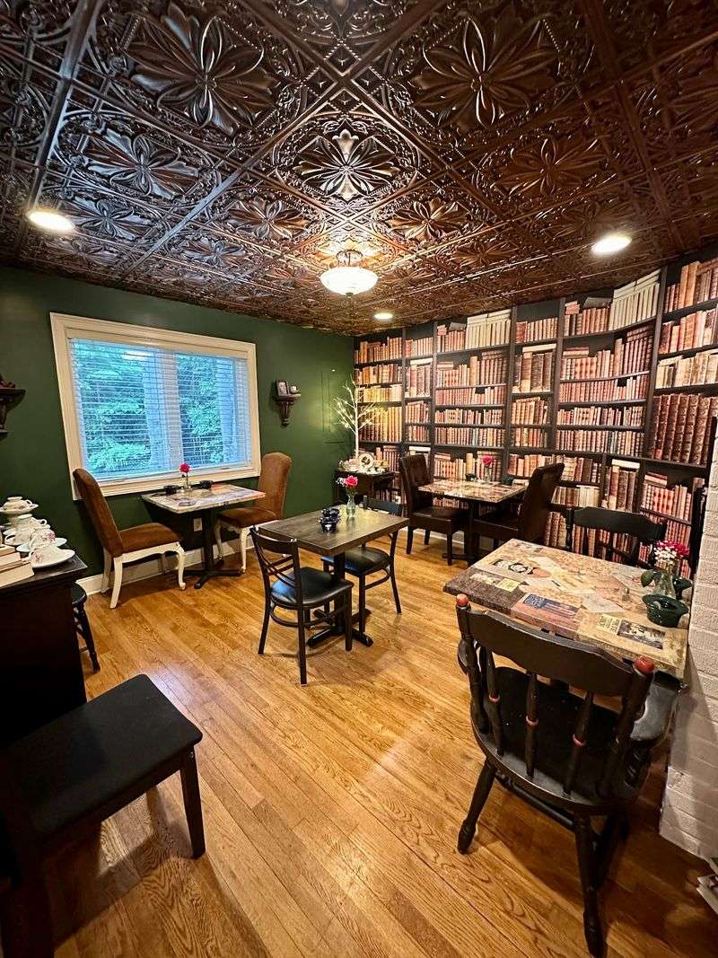 10 North Carolina Hole-In-The-Wall Tea Rooms With Southern Desserts Worth Craving - Decor Hint The Book and Bee Cafe and Tea