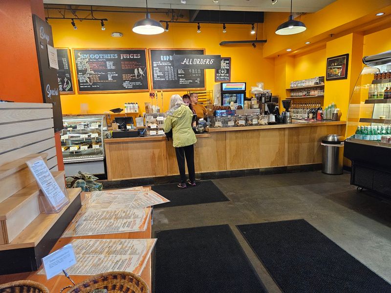 Middle Way Cafe, Anchorage