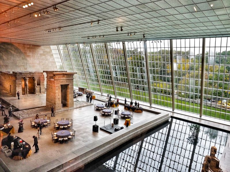 The Metropolitan Museum Of Art, Manhattan