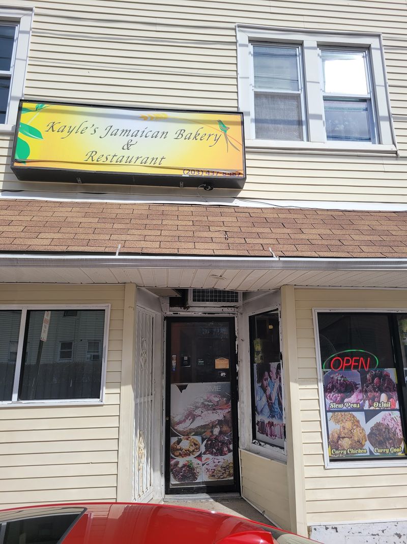 Aunties' Jamaican Cuisine, Waterbury