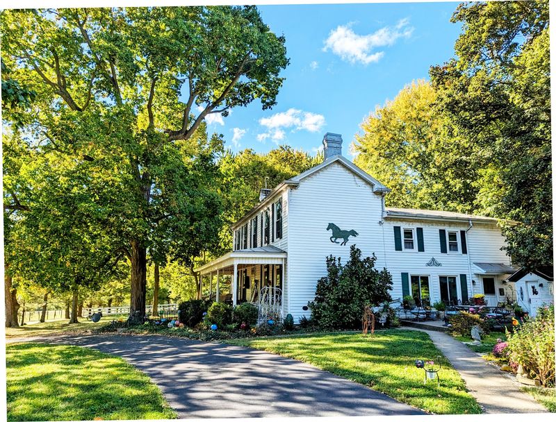 First Farm Inn