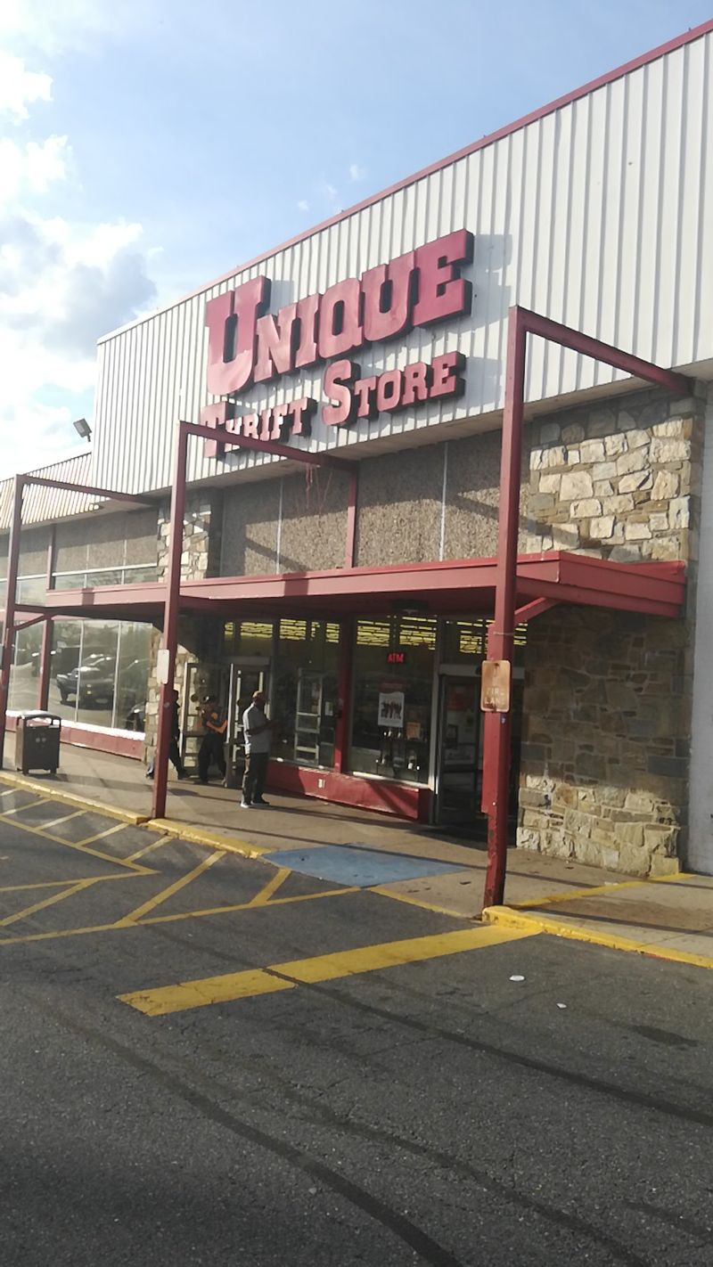 Unique, Silver Spring