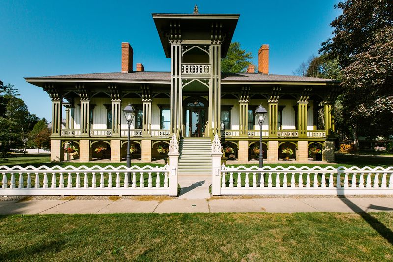 Honolulu House Museum, Marshall