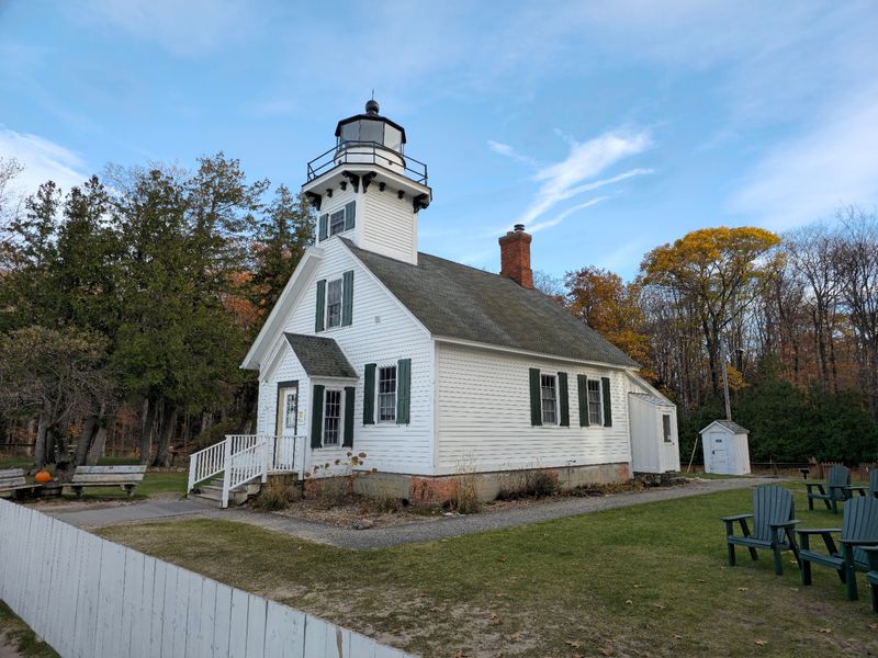 10 Scenic Lighthouses To See In Michigan On Your Next Great Lakes Road Trip - Decor Hint Mission Point Lighthouse, Traverse City