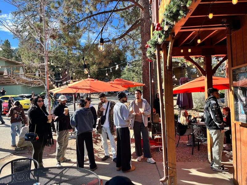 Bear Claw Bakery & Cafe, Pine Mountain Club