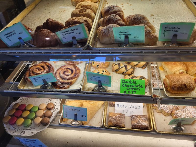 11 Sacramento, California Bakeries That Serve Affordable Breakfast Pastries - Decor Hint Le Croissant Factory: Big Flavor For Pocket Change