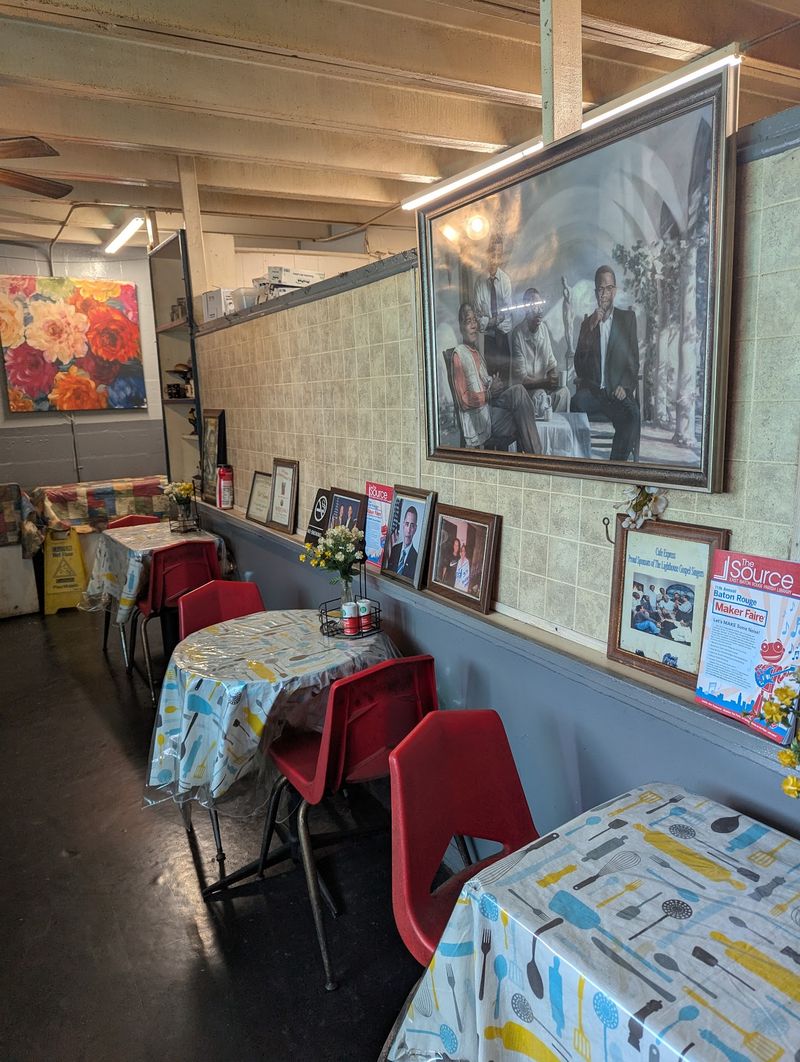 Cafe Express, Soul Food