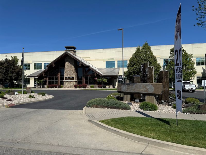 5 Idaho Factory Tours That Show Curious Day-Trippers How Things Get Made - Decor Hint Buck Knives