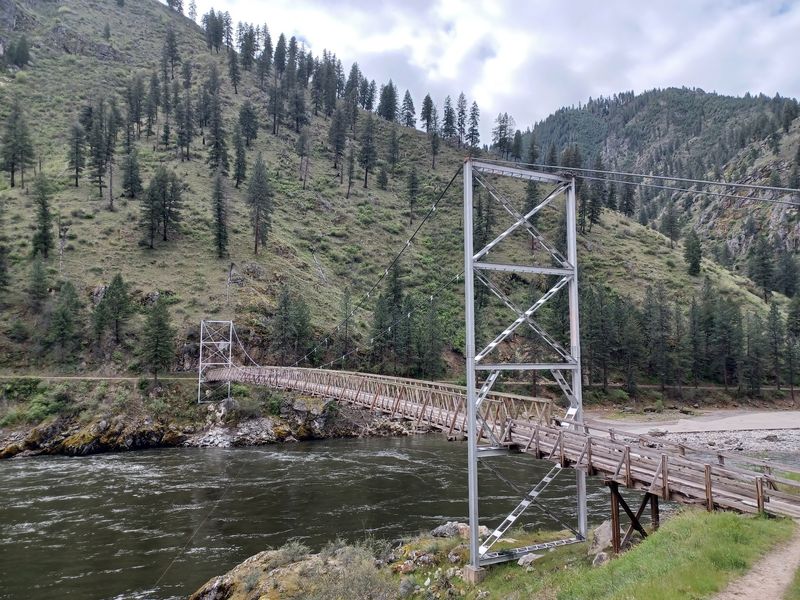 5 Idaho Swinging Bridges You Walk Across On A Fall Day Trip - Decor Hint Wind River Bridge In Riggins