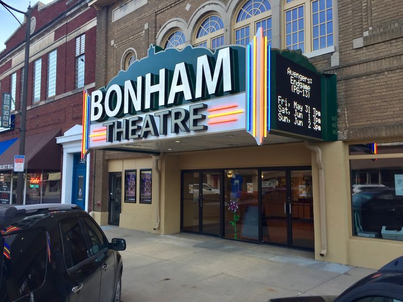 Bonham Theatre In Fairbury