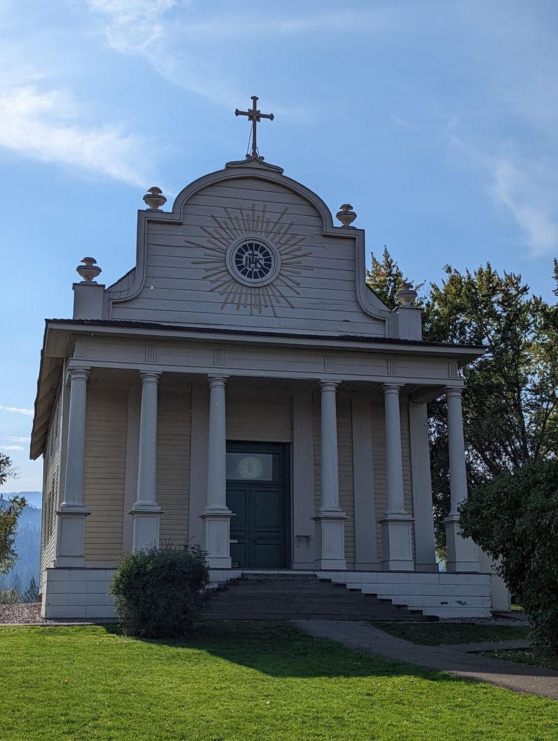 9 Idaho Pioneer Churches And Chapels Still Standing After More Than A Century - Decor Hint Cataldo Mission