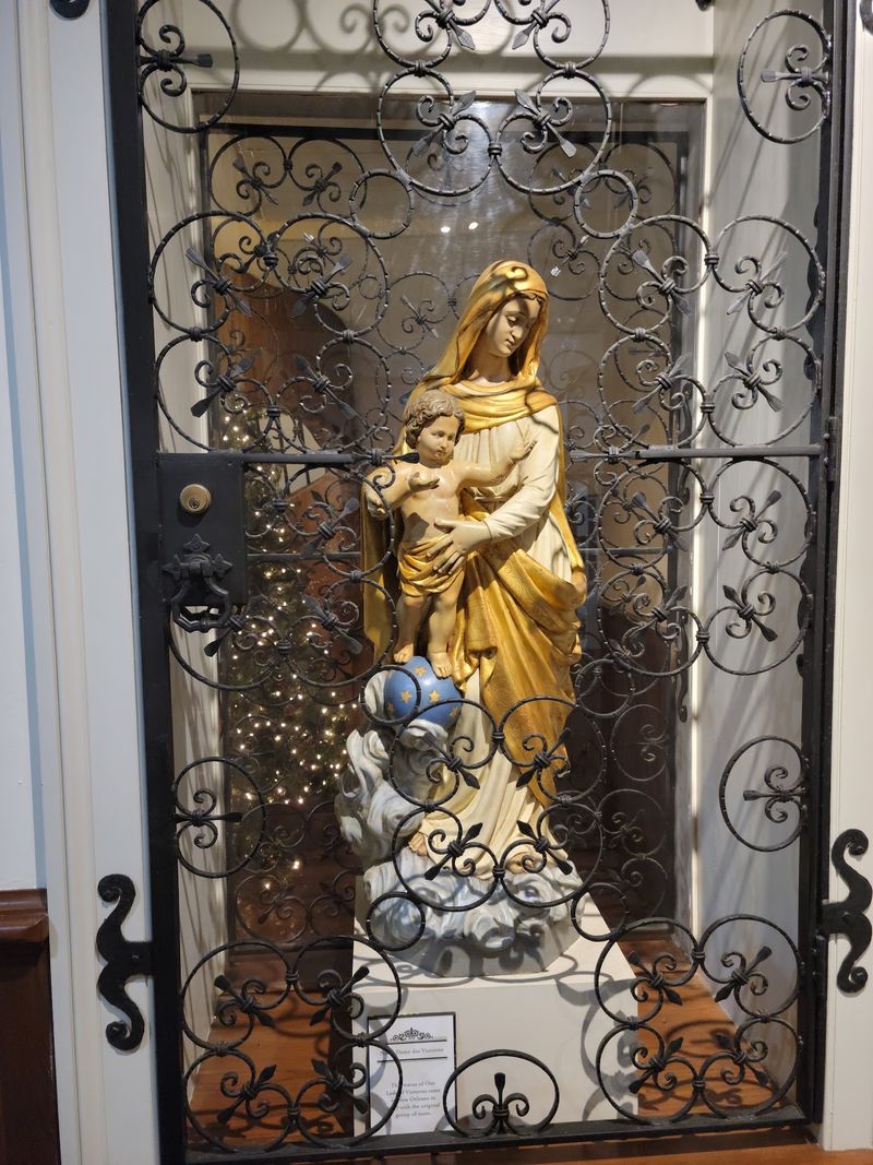This Historic New Orleans Convent Is Still Linked To One Of Louisiana’s Strangest Vampire Legends - Decor Hint The Casket Girls Mystery
