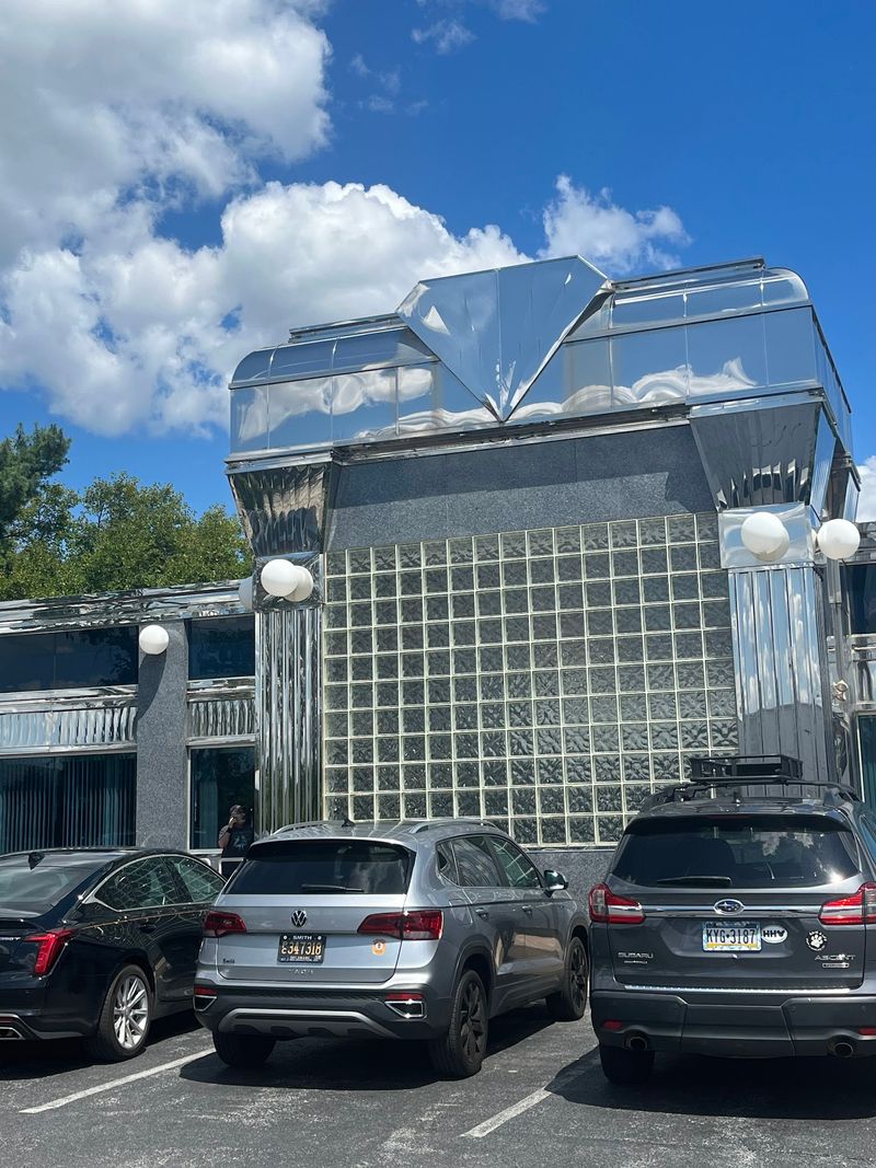 This Pennsylvania Diner Serves All-Day Breakfast With A Dessert Display That Steals The Show - Decor Hint All That Shine Is Part Of The Charm