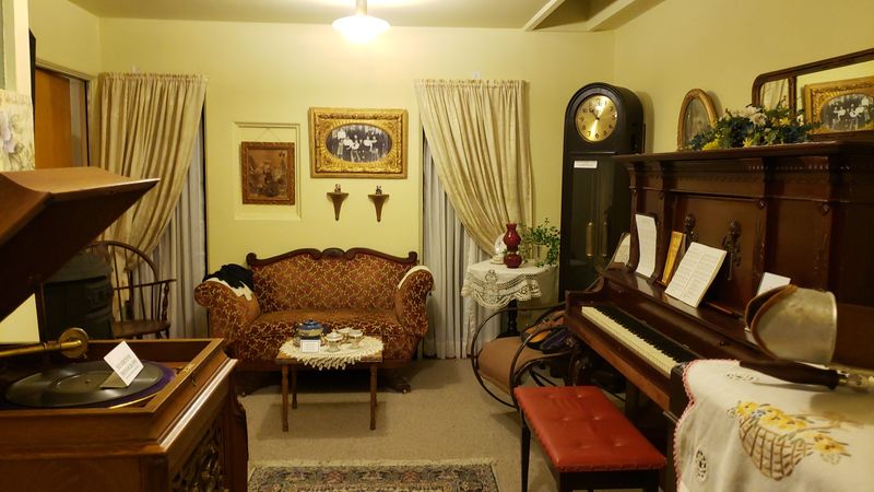 Idaho Has A Museum Of Vintage Dental Tools And Curious Relics Inside A 1950s Doctor's Office - Decor Hint Volunteer Guides Who Know Every Corner Of Caldwell's Past