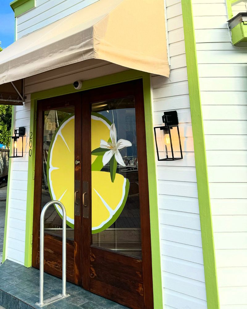 Once You Try Its Key Lime Pie, This Florida Bakery Spoils Every Other Slice - Decor Hint From Smoothie Stand to Island Landmark