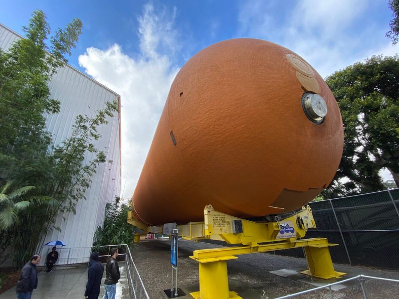 Endeavour Finally Stands Up Like It's About To Launch