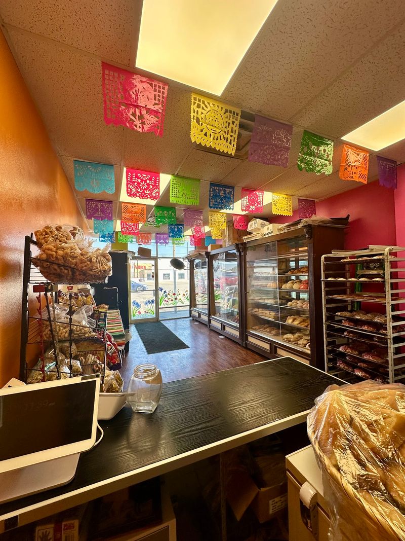 A Family Bakery Holding Down A Busy Stretch Of Caldwell Boulevard