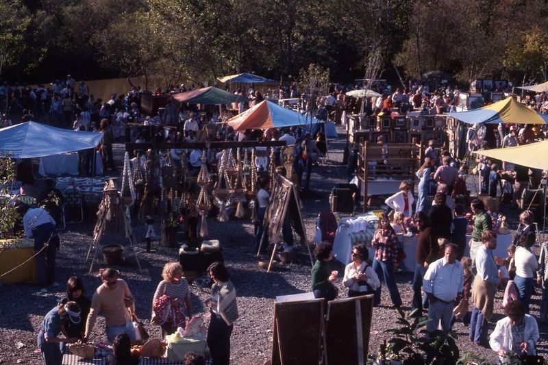 This Georgia Country Fair Fills A Historic Mill With Handmade Crafts And Fall Favorites - Decor Hint Nearly 200 Juried Artists Under One Sky