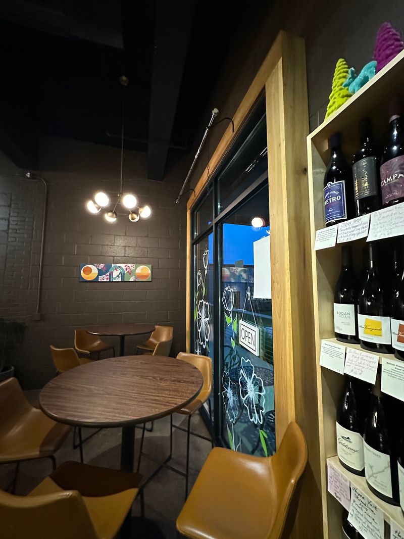 The Chocolate Bar In South Carolina That Makes Ordinary Desserts Feel Forgettable - Decor Hint Plan Your Sweetest Visit Yet