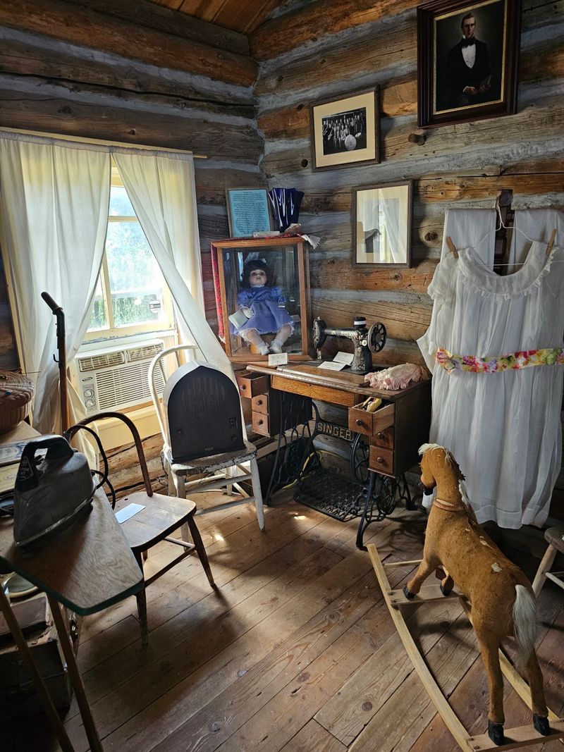 Idaho Has A Real Welsh Heritage Town Where Historic Settler Buildings Still Tell The Story - Decor Hint Welsh Roots In Oneida County