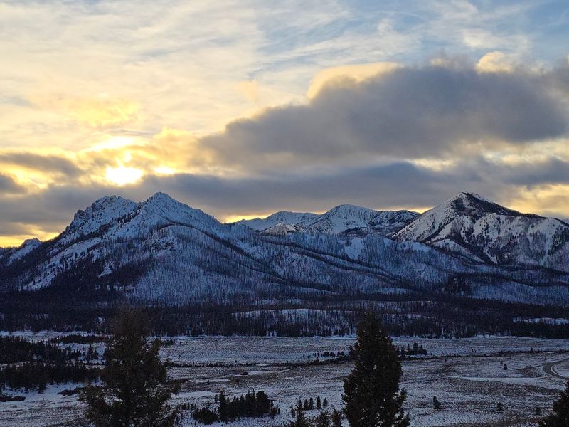 The Payette River Keeps You Company