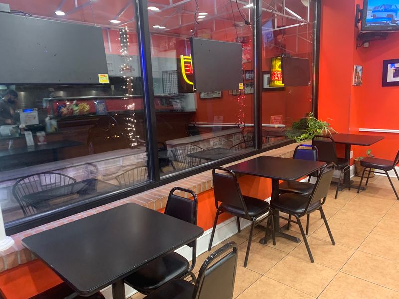 This Connecticut Hot Dog Joint Serves Chili Dogs So Good Locals Keep Coming Back For More - Decor Hint The Fourth Of July Brings A Contest With Serious Appetites