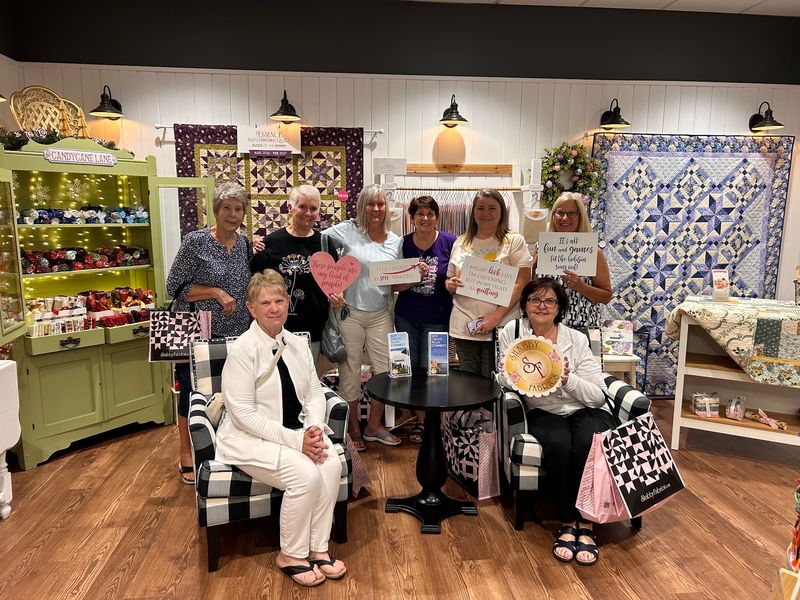 Friendly Help That Turns a Shopping Trip Into a Gathering