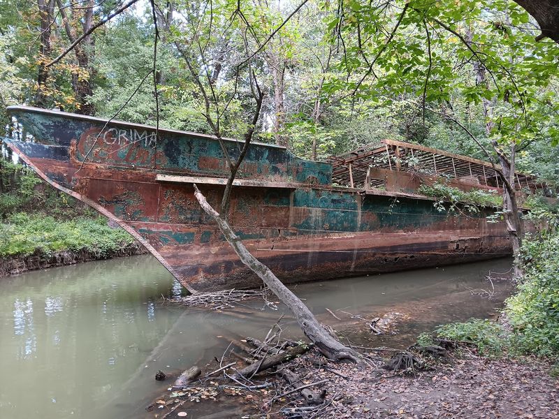 Rust, Ivy, And Spooky Vibes Earned The Ghost Ship Nickname