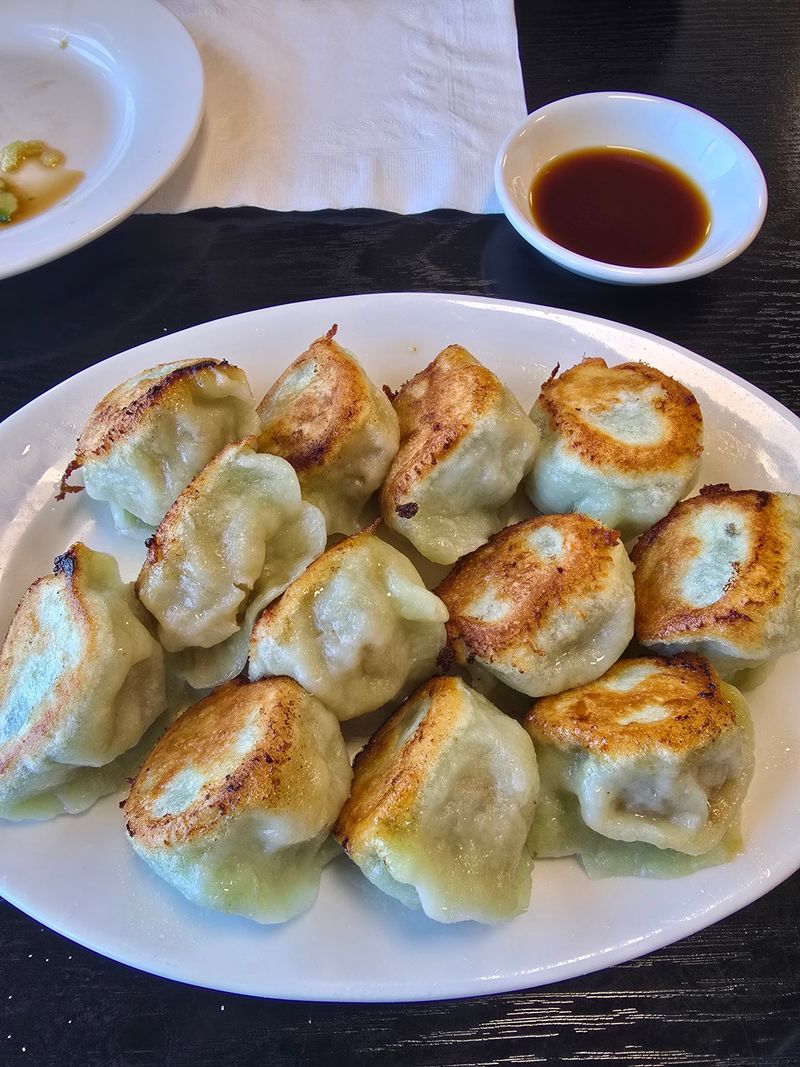 This Tiny California Restaurant Makes Its Dumplings Completely By Hand - Decor Hint Pork And Napa Leads The Pack