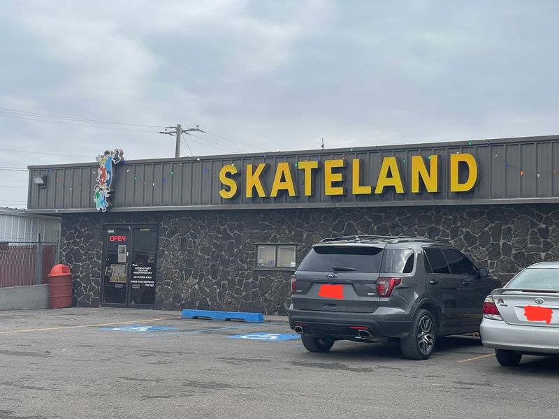 A Magic Valley Rink That Never Stopped Rolling