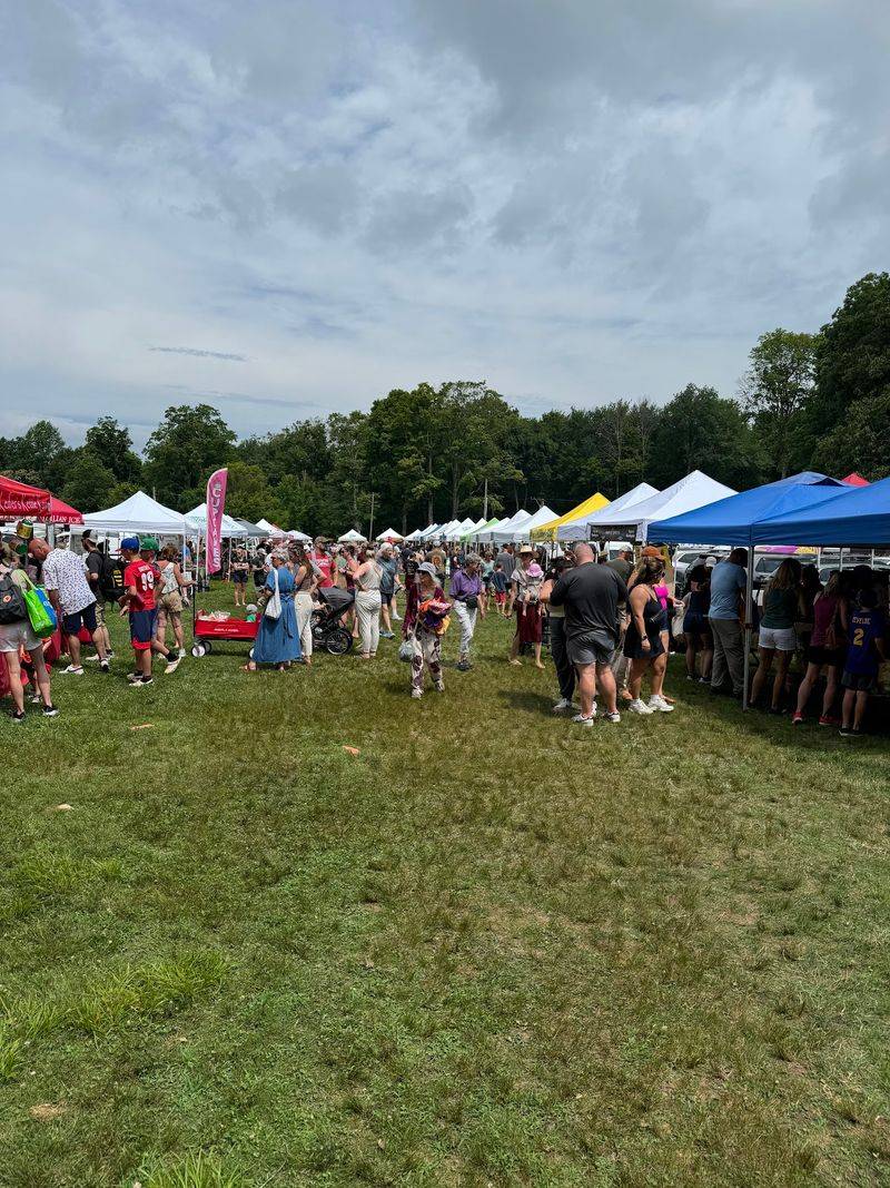 This Connecticut Farmers Market Was Just Named One Of The 11 Best In America - Decor Hint You'll Be Shopping On Land Tied To Nathan Hale
