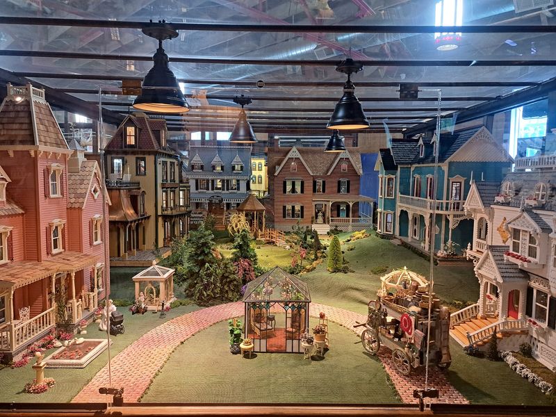 This Storybook Attraction In Kentucky Is One Of The Best Kept Secrets In The South - Decor Hint You Could Lose An Hour In A Town Called Copper Hollow