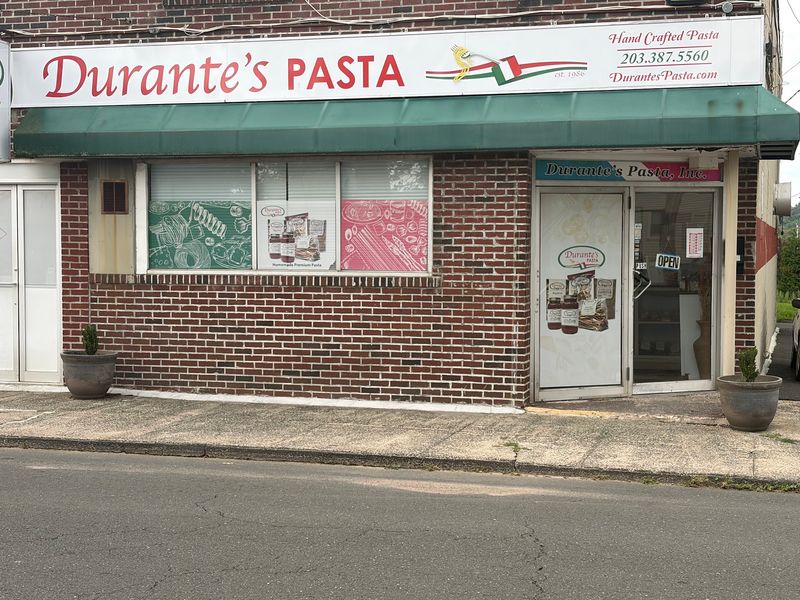 A Neighborhood Favorite In West Haven