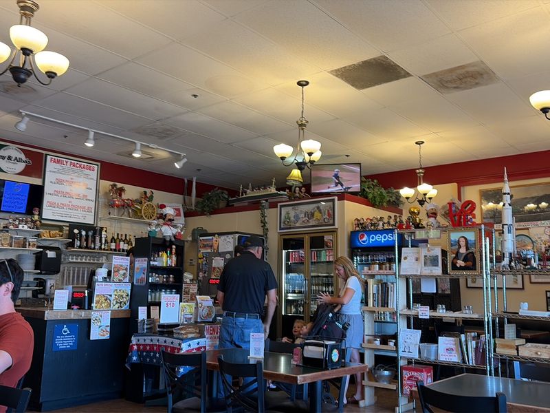Tony & Alba’s Pizza and Pasta