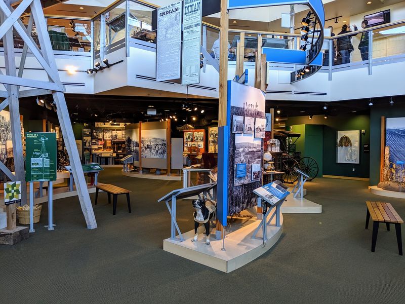 Nebraska's Platte River Valley Has A Pioneer Courthouse Where Settlers Once Filed Their Homestead Claims - Decor Hint Friendly Rangers Turn History Lessons Into Real Conversations