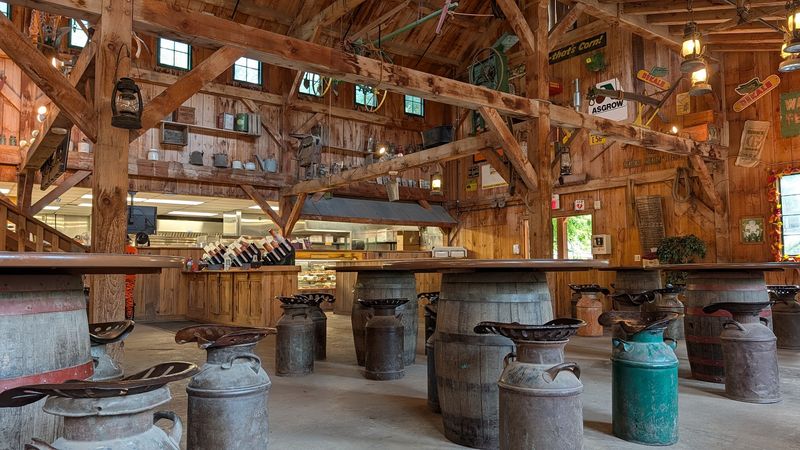 Vala's Pumpkin Patch & Apple Orchard