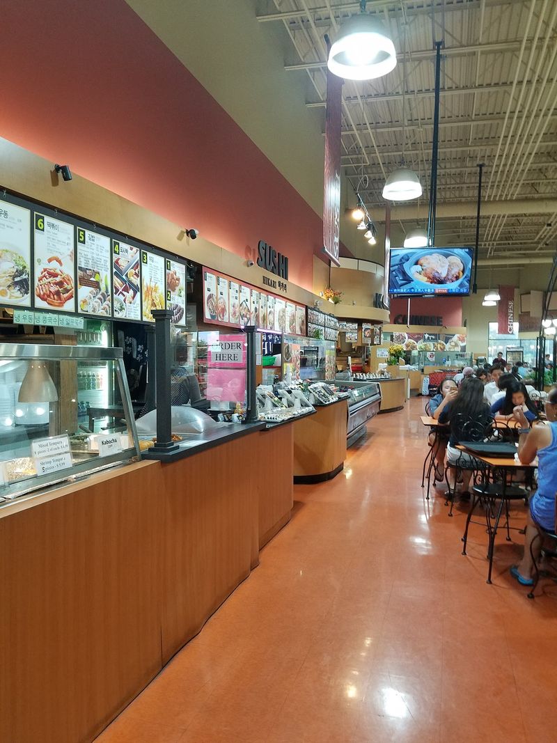 The Food Court Pit Stop You Will Plan Around