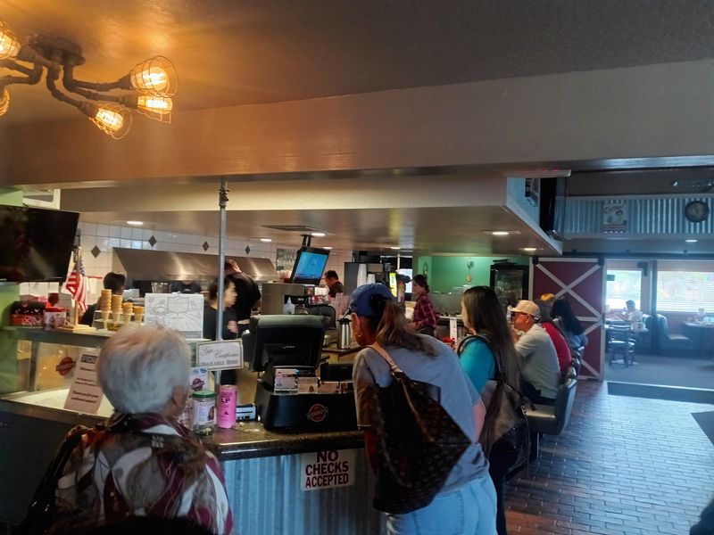 8 Places In California To Get A Massive BBQ Steak Under $30 - Decor Hint Perko's Cafe Grill, Madera