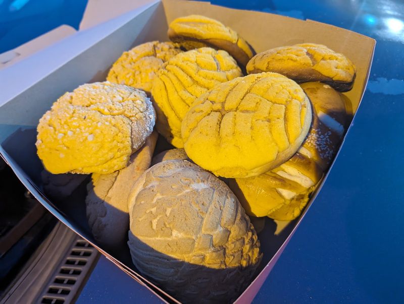 San Antonio Bakery, Compton