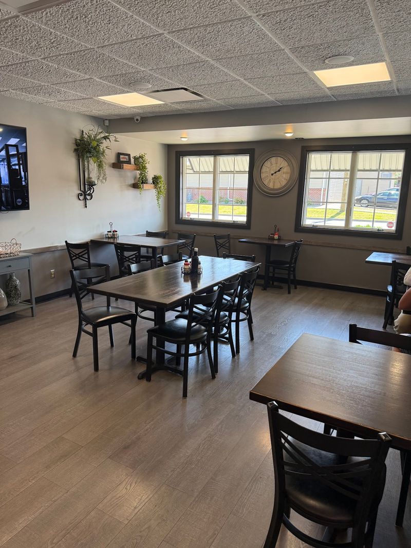 Rosario's Pizzeria East Utica