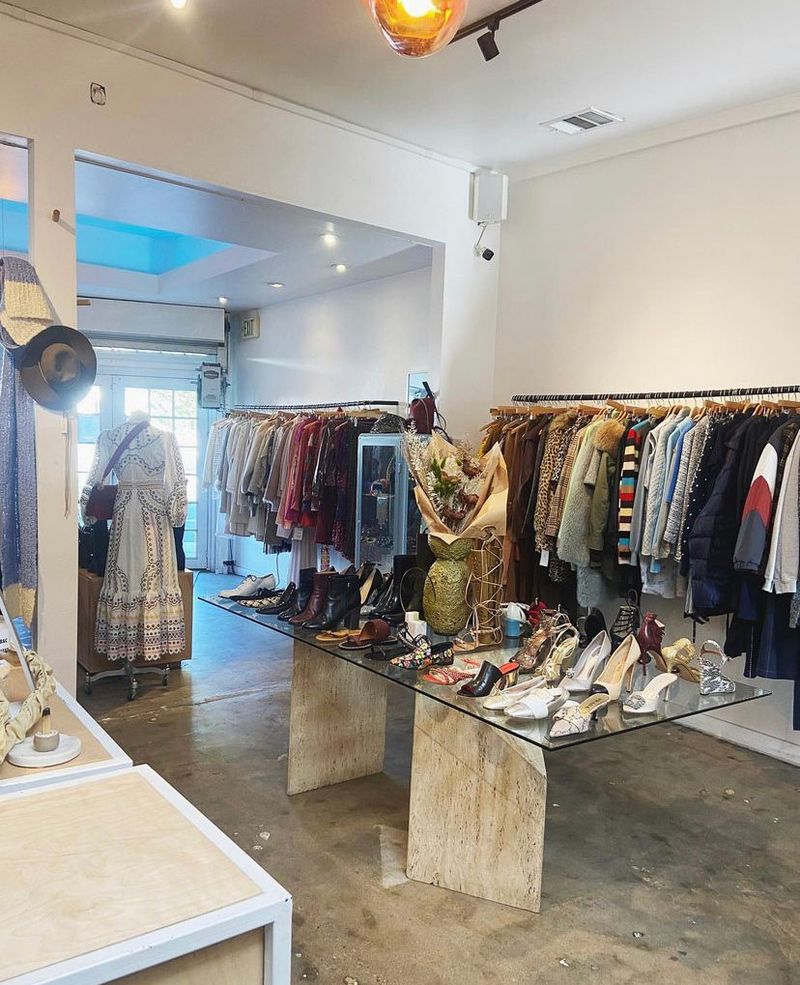 Gift of Garb, Los Angeles