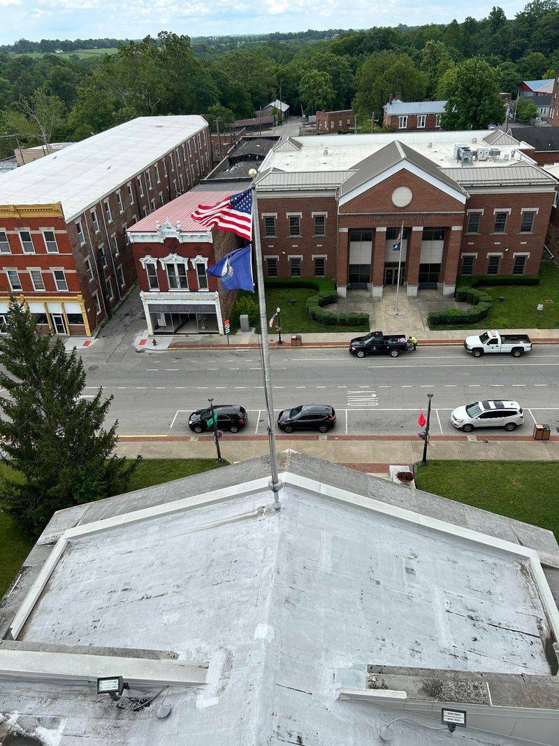 Paris Courthouse Square