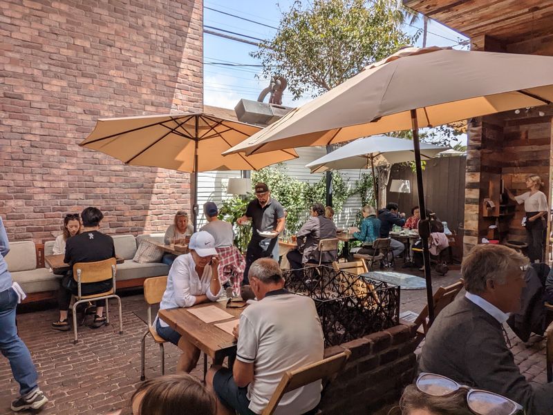12 California Pizzerias Using Fresh Fall Harvest Ingredients Right Now - Decor Hint Gjelina, Venice