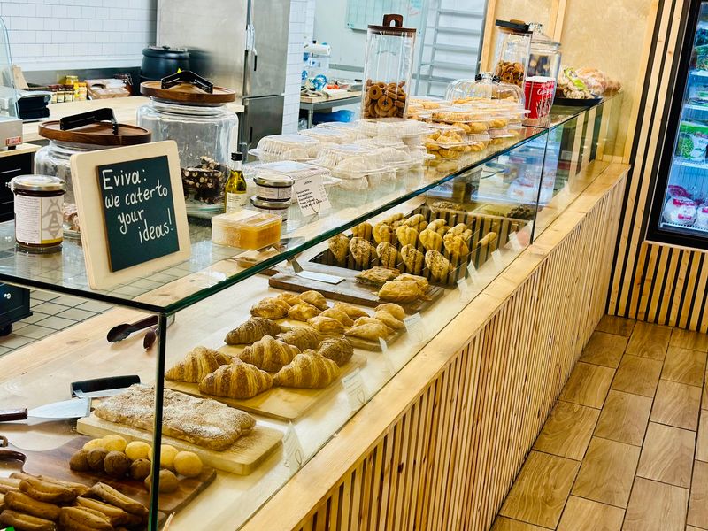 Eviva Greek Market & Bakery, Hollywood, FL